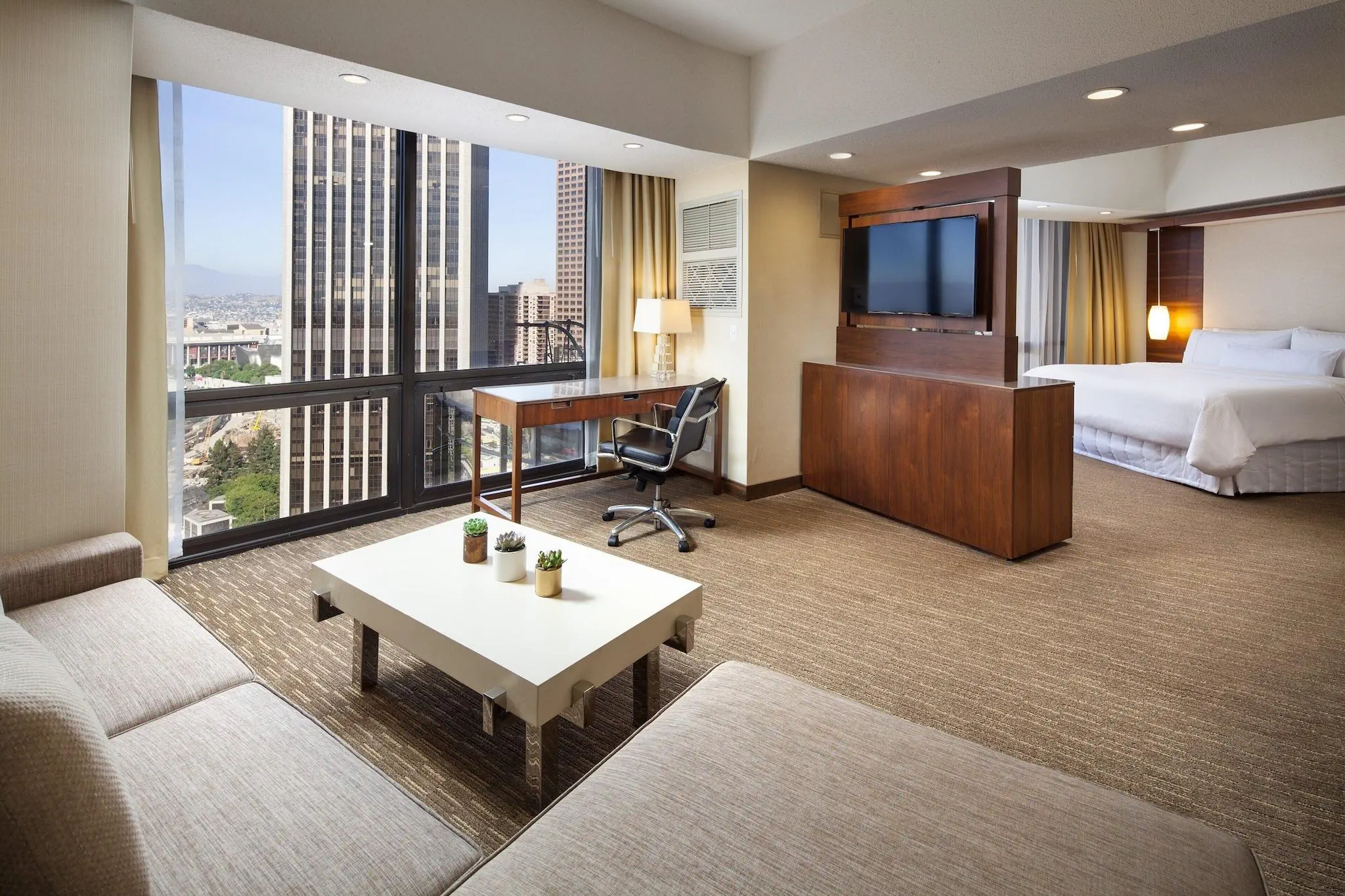Westin Bonaventure - zdjęcie 6