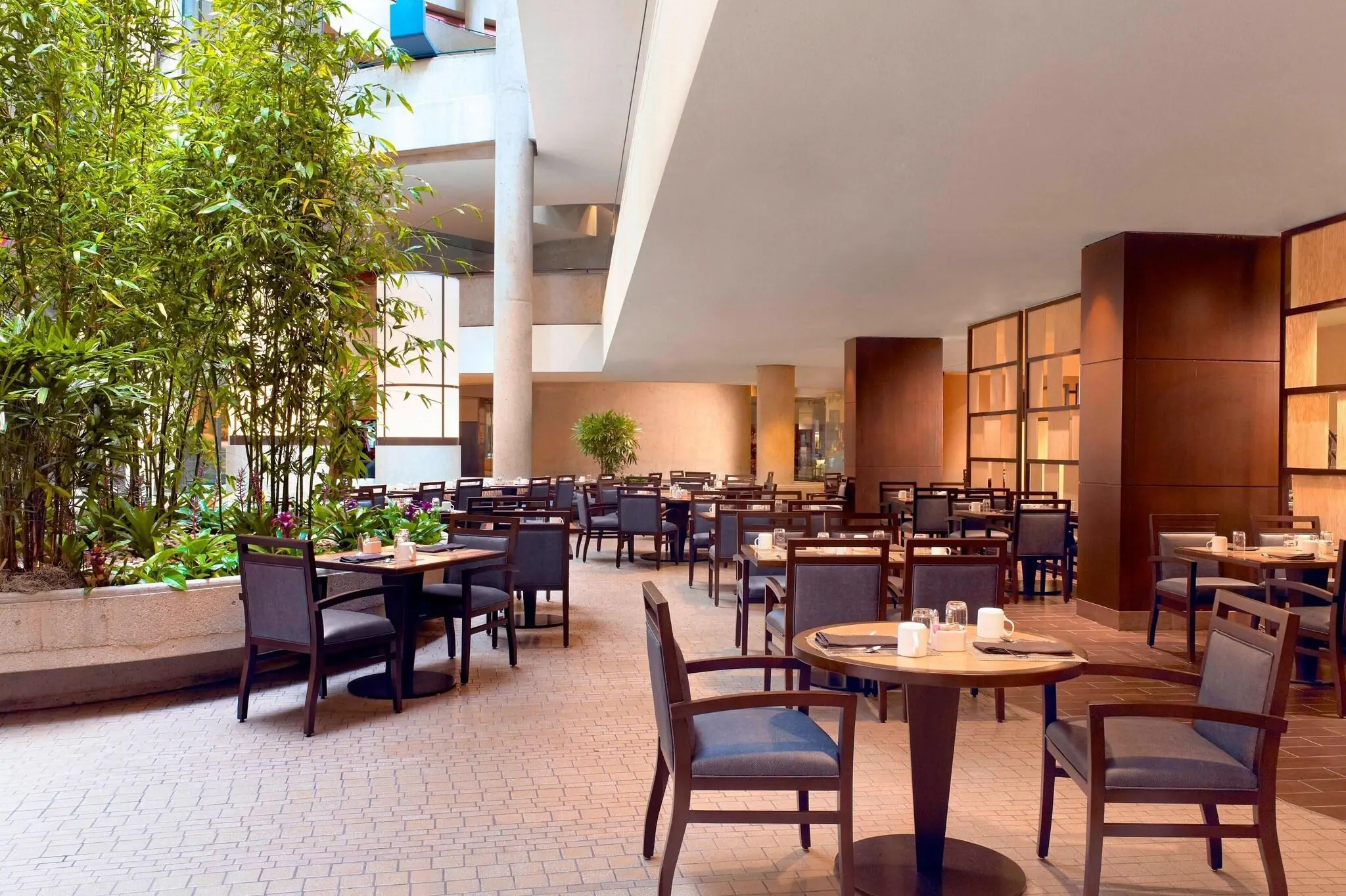 Westin Bonaventure - zdjęcie 89