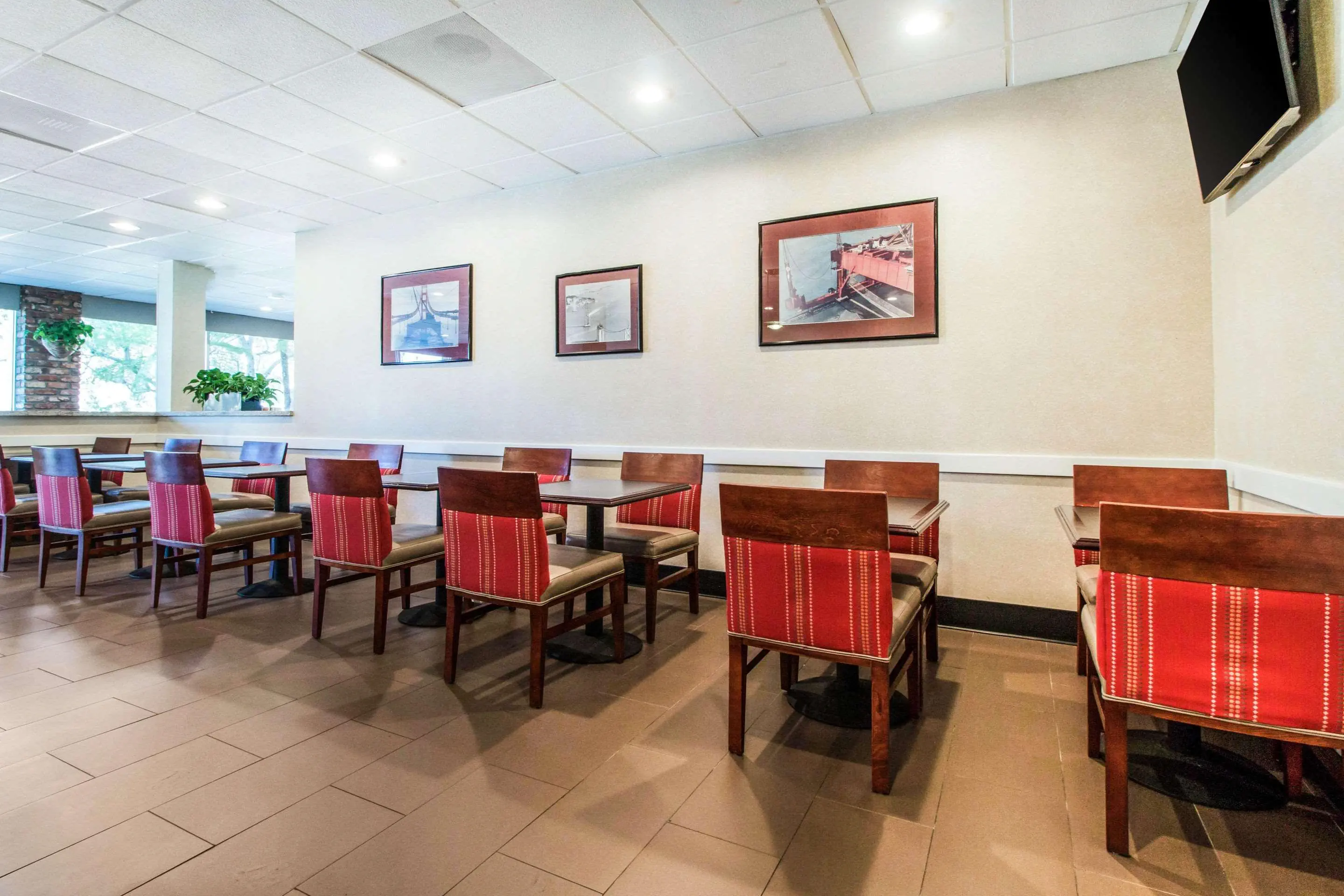 Comfort Inn by the Bay - zdjęcie 51