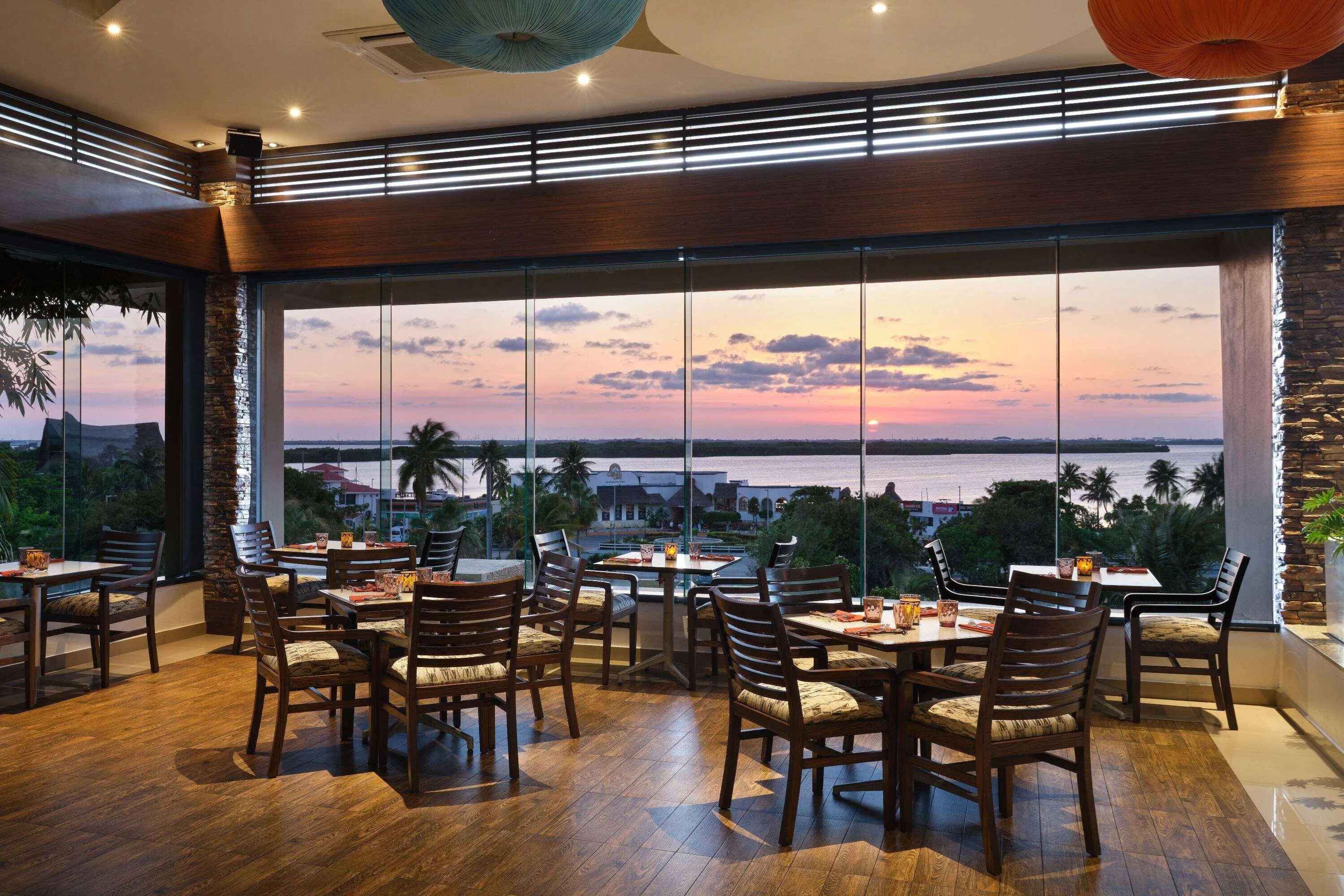 Wyndham Grand Cancún Resort & Villas (ex. Omni Cancun) - zdjęcie 77