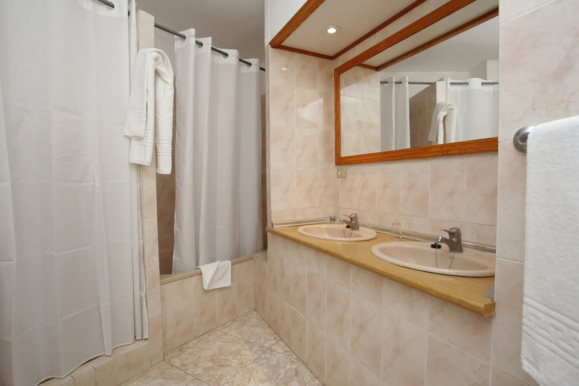 Checkin Bungalows Atlantida - zdjęcie 8