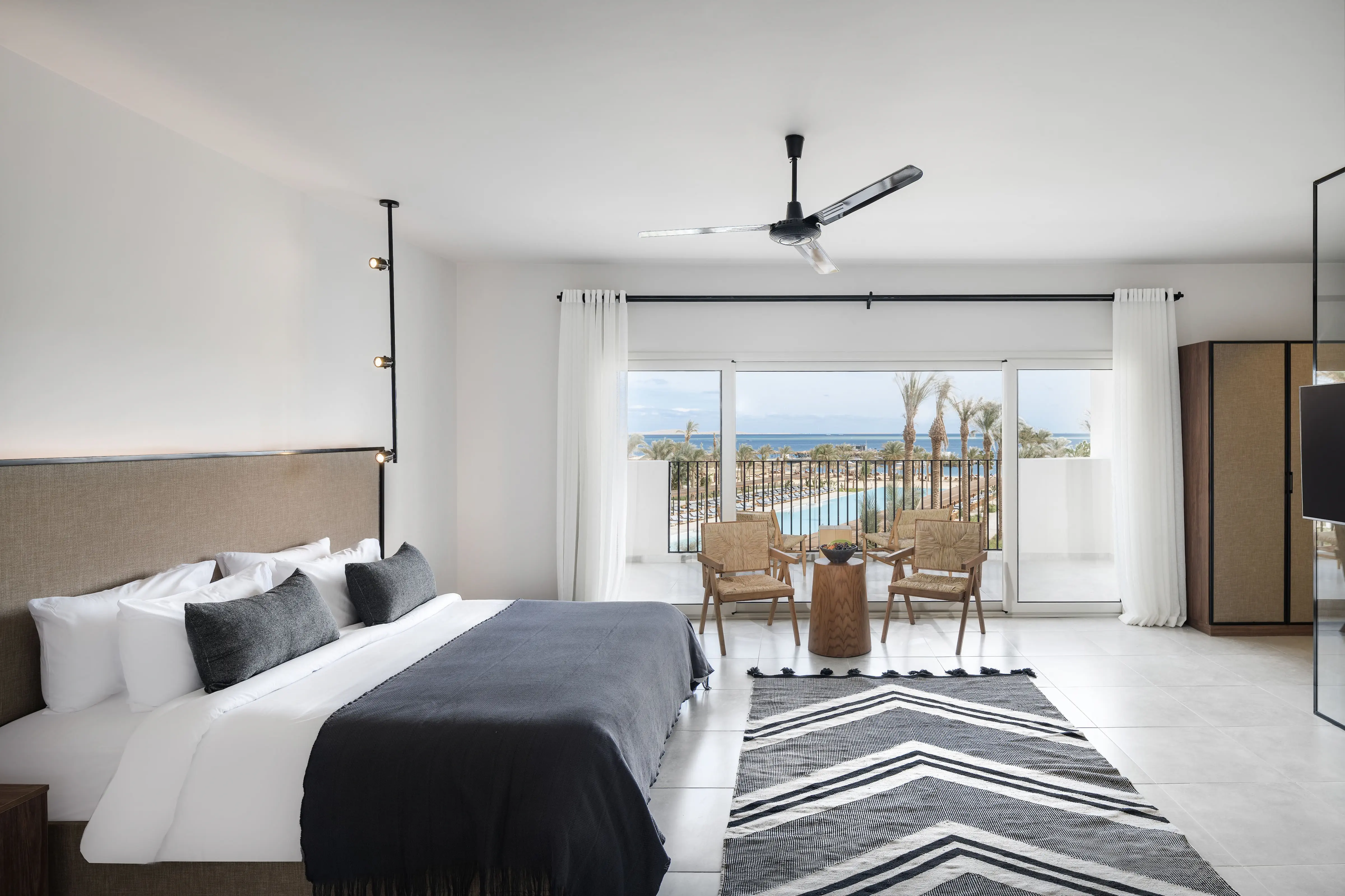 Serry Beach Resort - zdjęcie 42