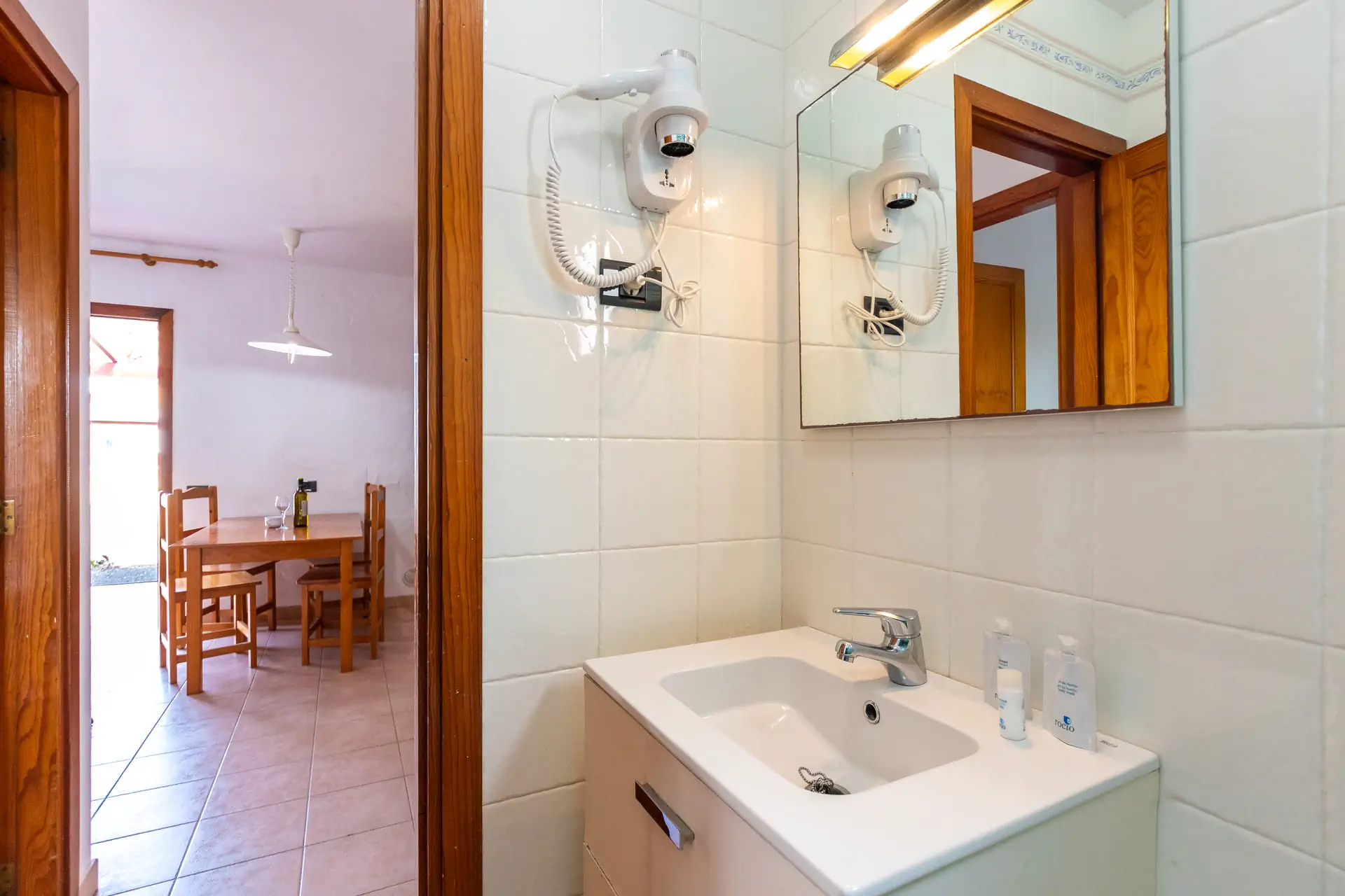 Castillo Club Lake Bungalows - zdjęcie 28