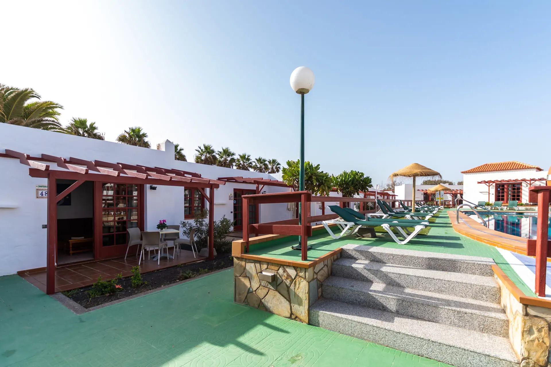 Castillo Club Lake Bungalows - zdjęcie 31