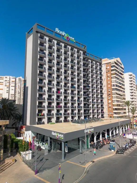 Flash Benidorm - zdjęcie 2