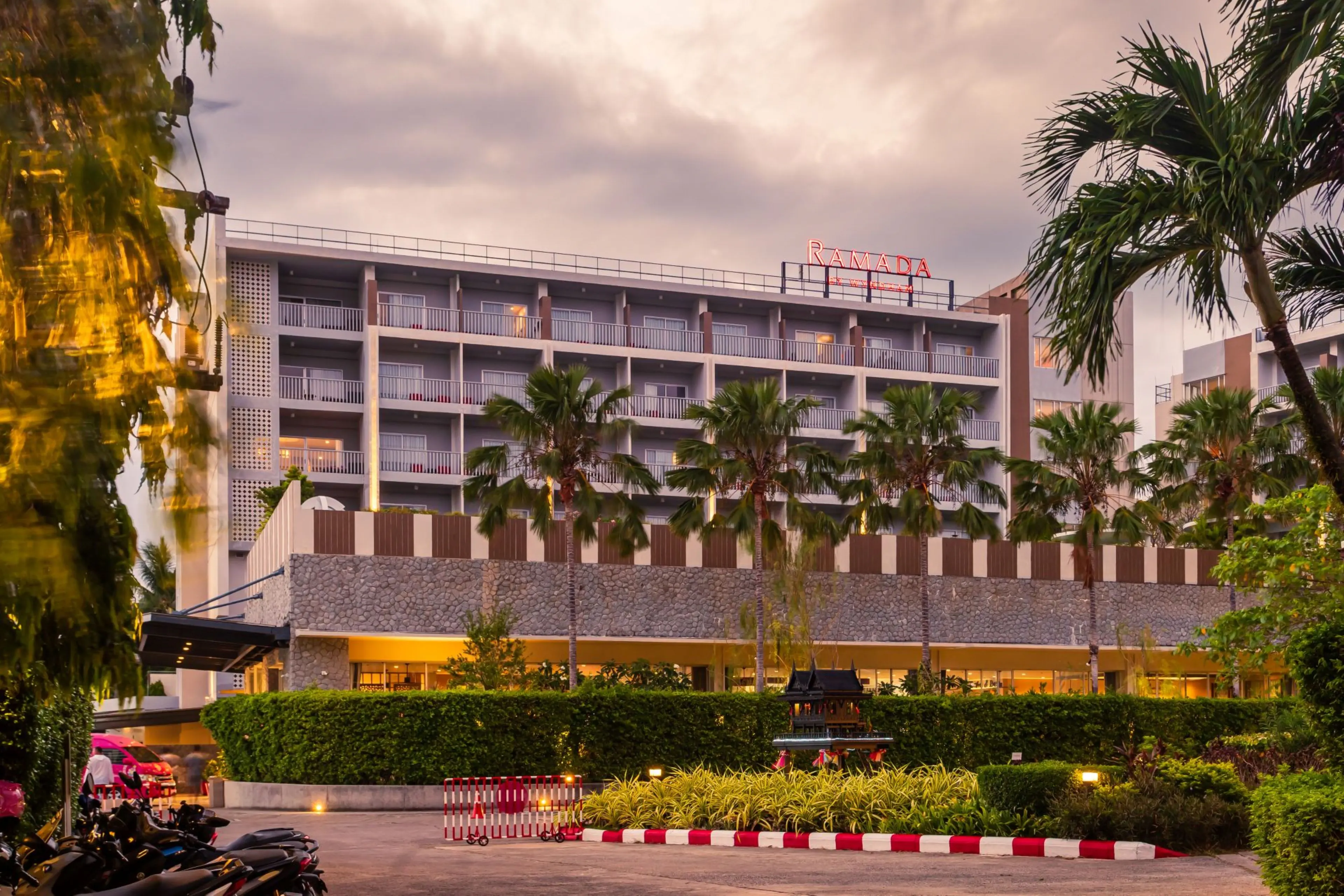 Ramada Phuket Deevana - zdjęcie 28