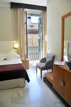 Atarazanas Malaga Boutique - zdjęcie 16