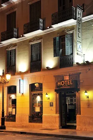 Atarazanas Malaga Boutique - zdjęcie 4
