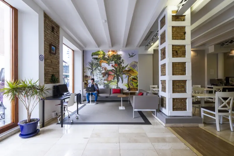 Atarazanas Malaga Boutique - zdjęcie 17
