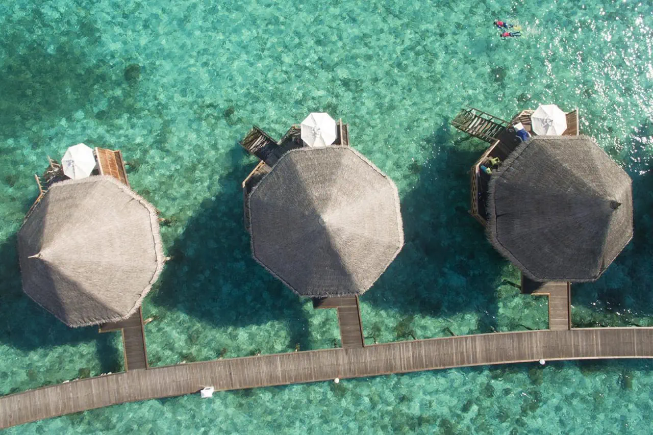 HOTEL Angaga Island Resort & Spa