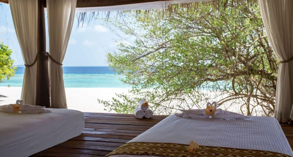 HOTEL Malahini Kuda Bandos