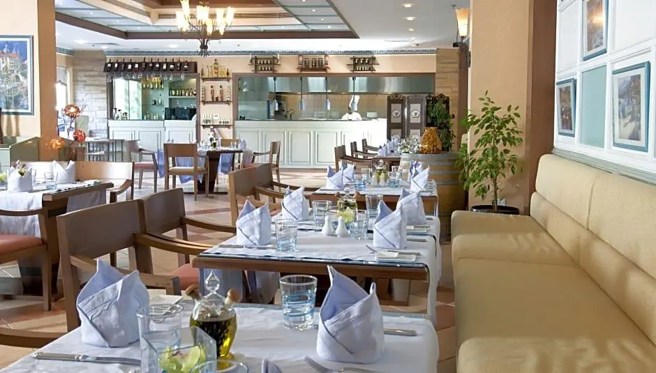 Al Raha Beach - zdjęcie 11