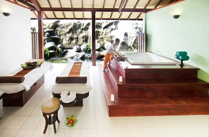 HOTEL Adaaran Select Meedhupparu