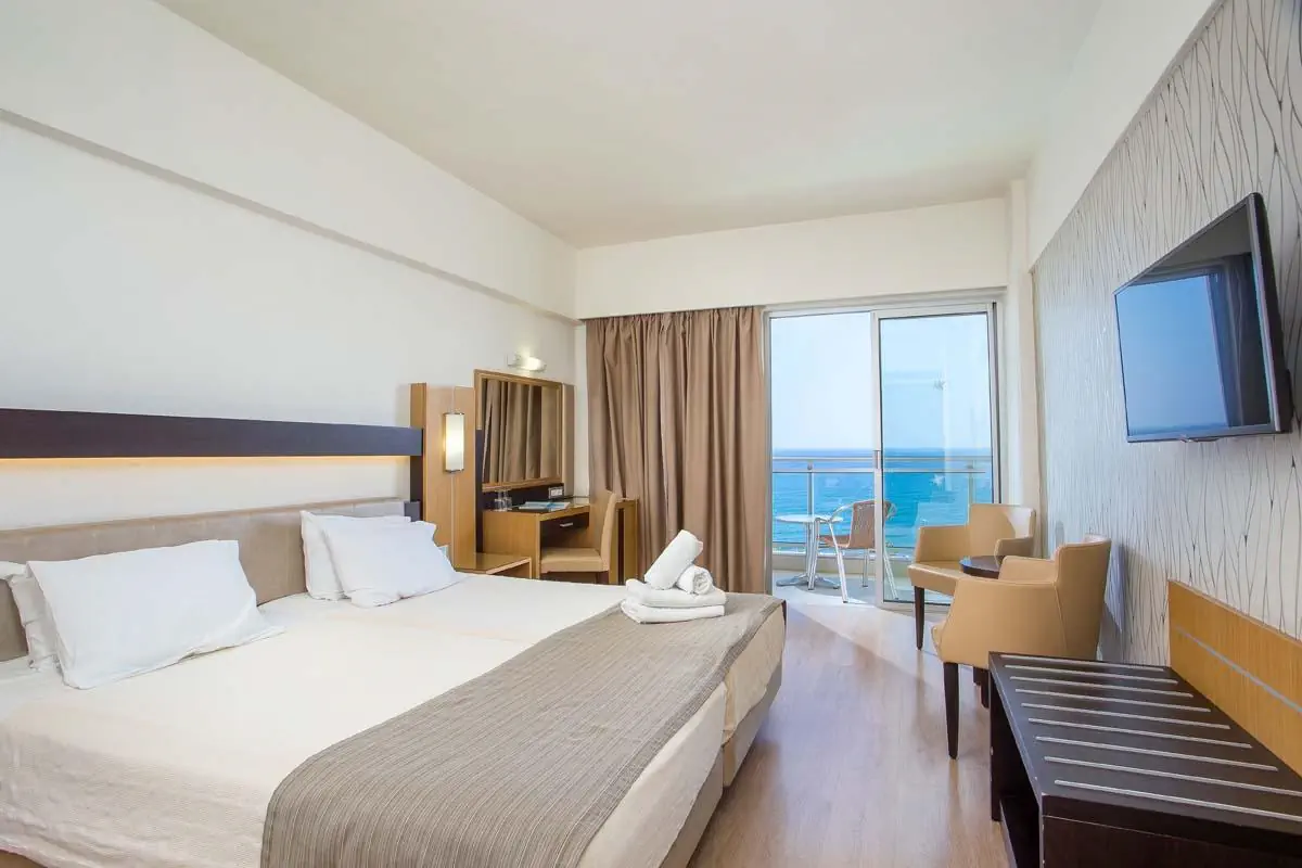 Pegasos Beach (Faliraki) - zdjęcie 21