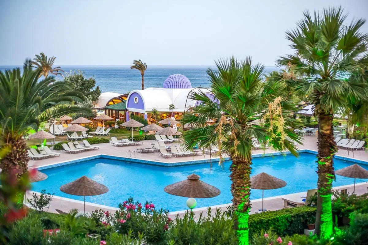 Pegasos Beach (Faliraki) - zdjęcie 3