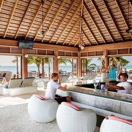 HOTEL Meeru Island Resort