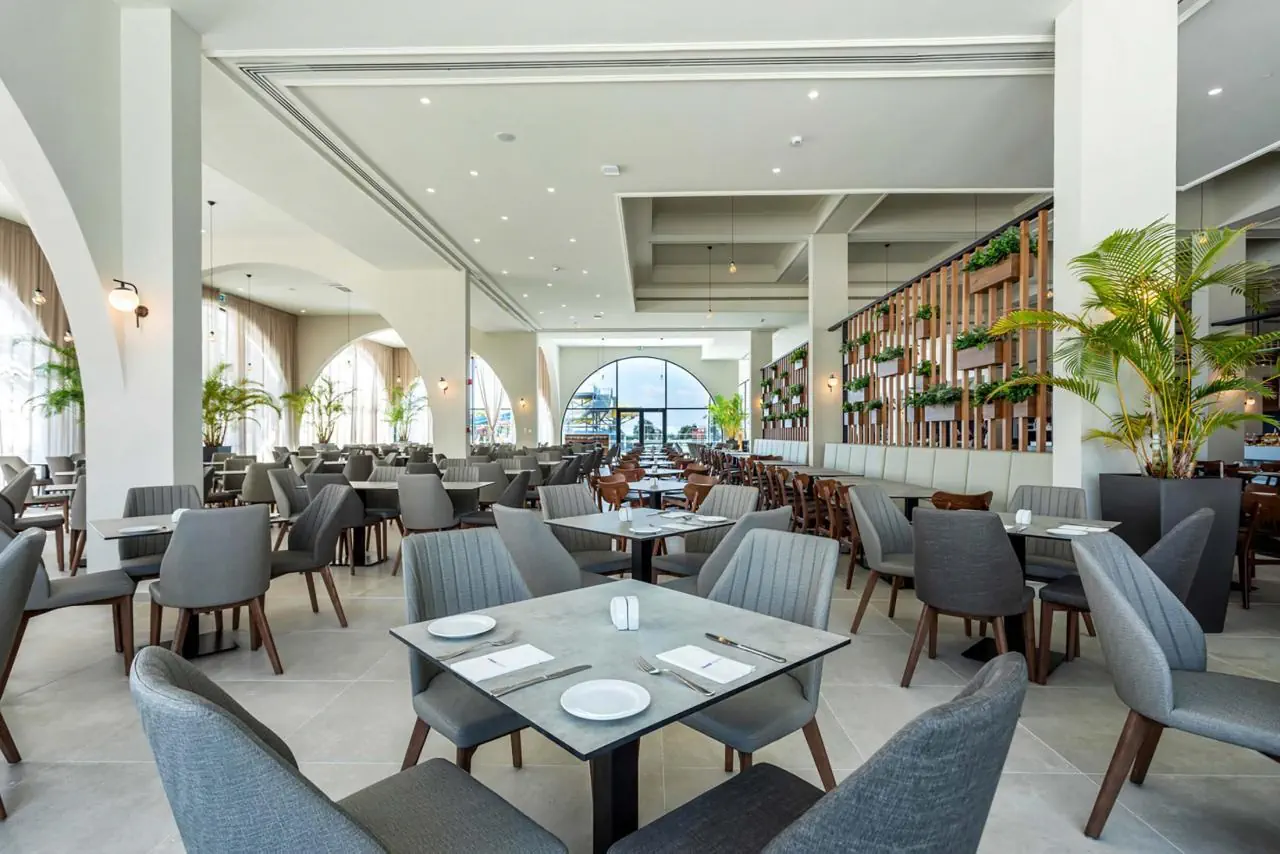 HOTEL Louis Phaethon Beach Hotel