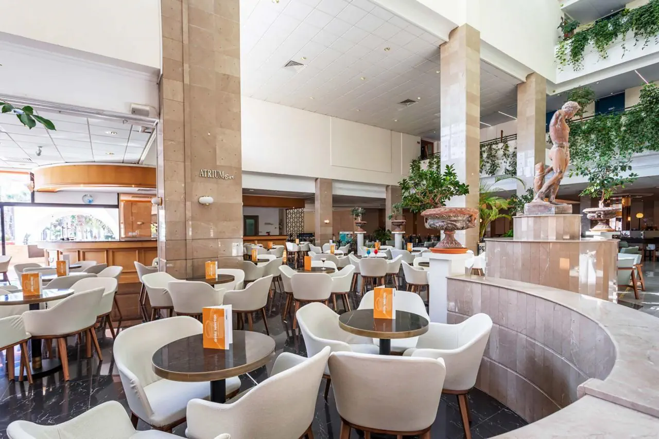 HOTEL Louis Phaethon Beach Hotel