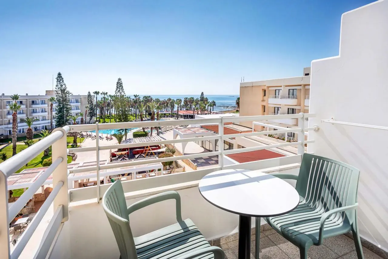HOTEL Louis Phaethon Beach Hotel