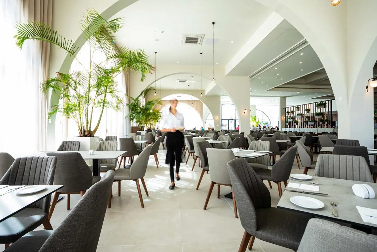 HOTEL Louis Phaethon Beach Hotel