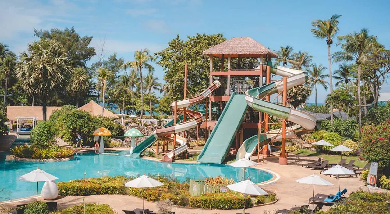 Thavorn Palm Beach Resort