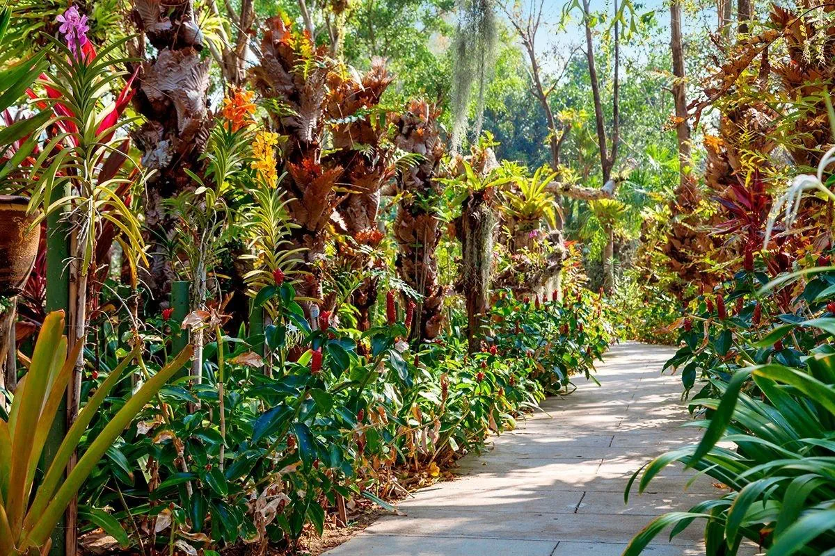 Thavorn Palm Beach Resort