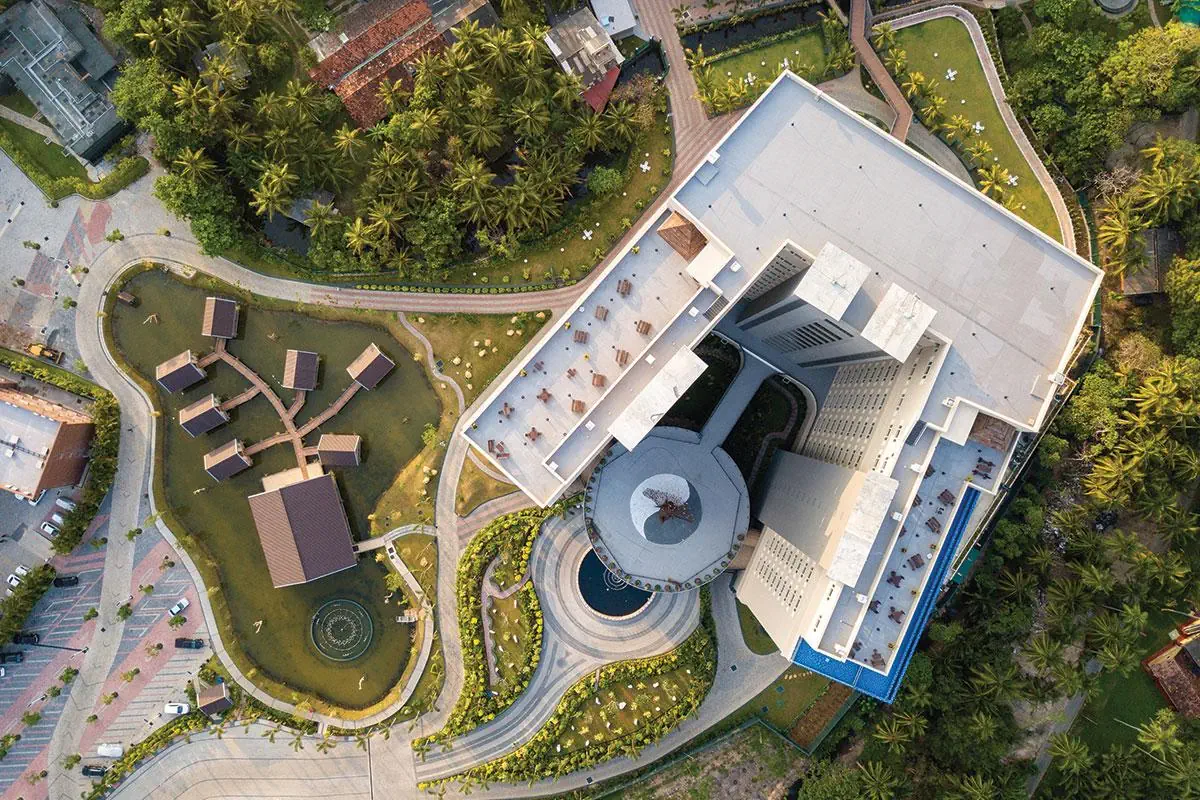 Araliya Beach Resort Spa photo 1