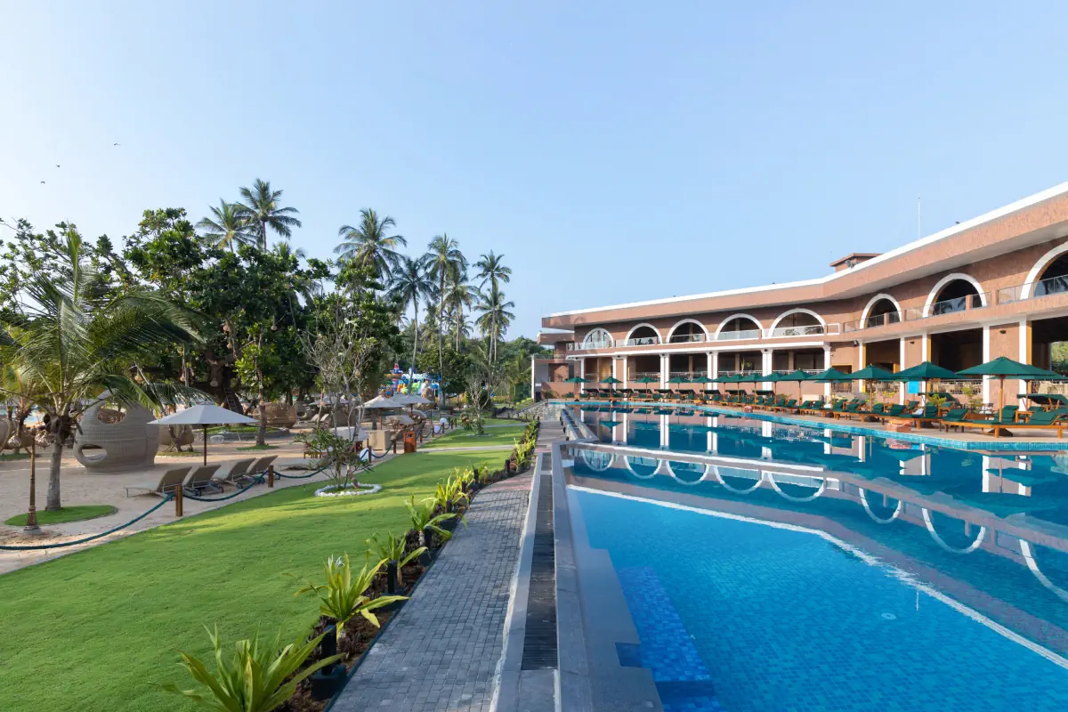 Araliya Beach Resort Spa photo 0