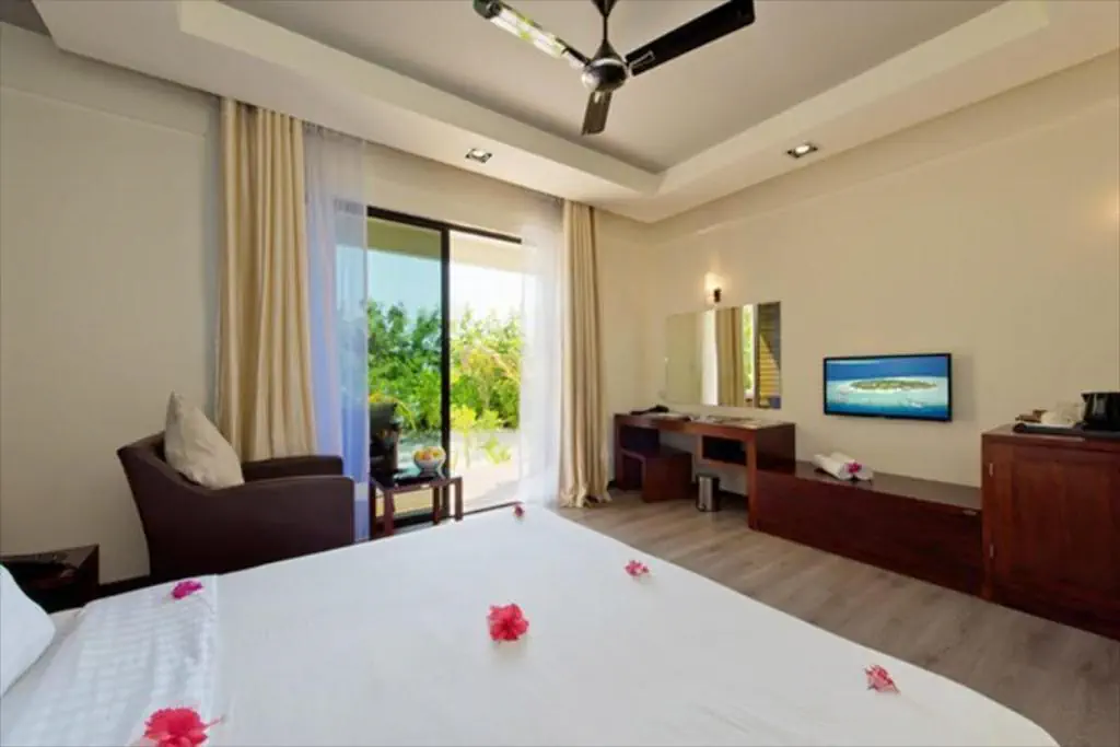 Eriyadu Island Resort - zdjęcie 12