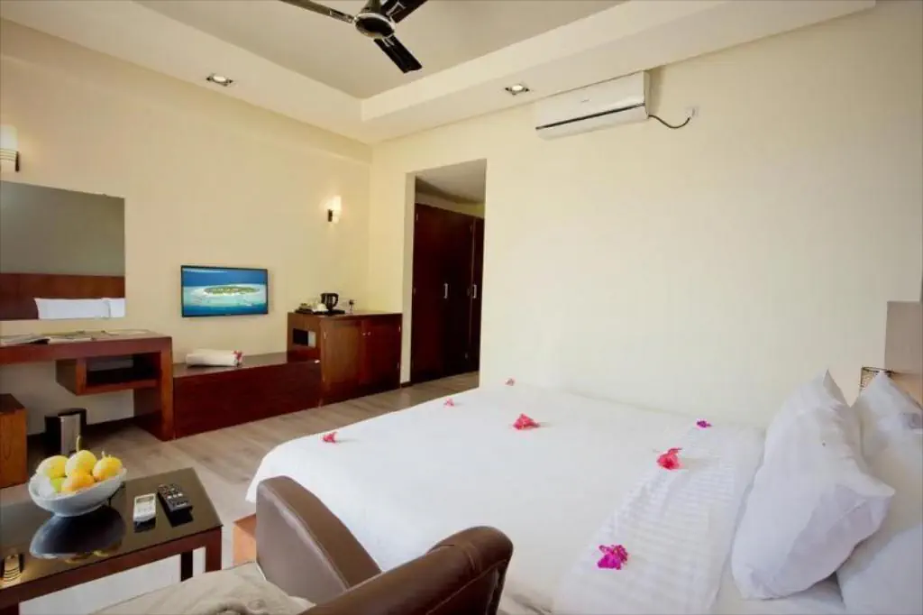 Eriyadu Island Resort - zdjęcie 11