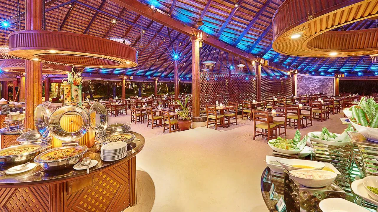 Kuredu Island Resort & Spa - zdjęcie 9