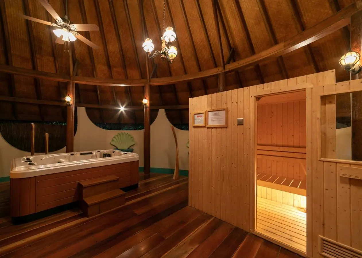 Fihalhohi Island Resort