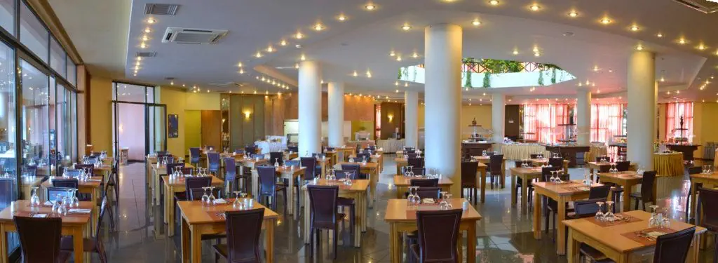 HOTEL ATHINA PALACE RESORT & SPA