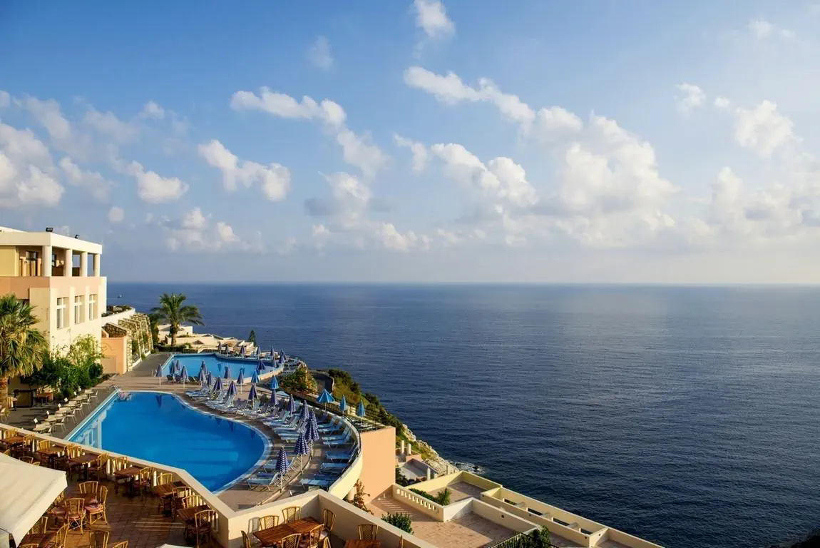 HOTEL ATHINA PALACE RESORT & SPA
