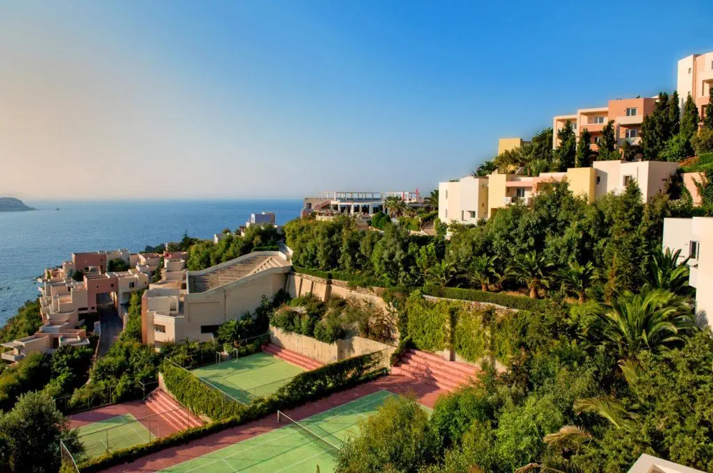 HOTEL ATHINA PALACE RESORT & SPA