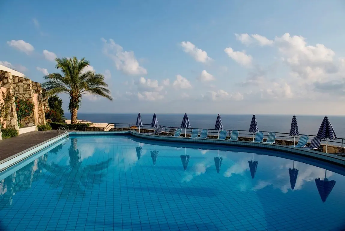 HOTEL ATHINA PALACE RESORT & SPA