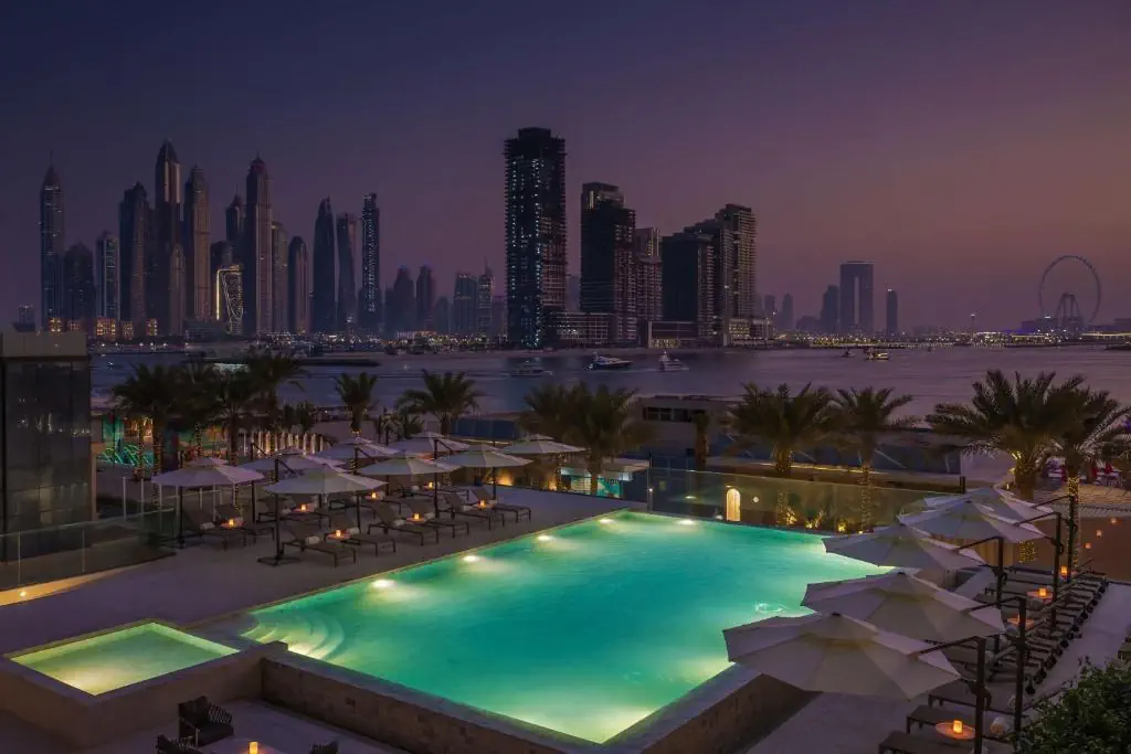 HOTEL Radisson Beach Resort Palm Jumeirah