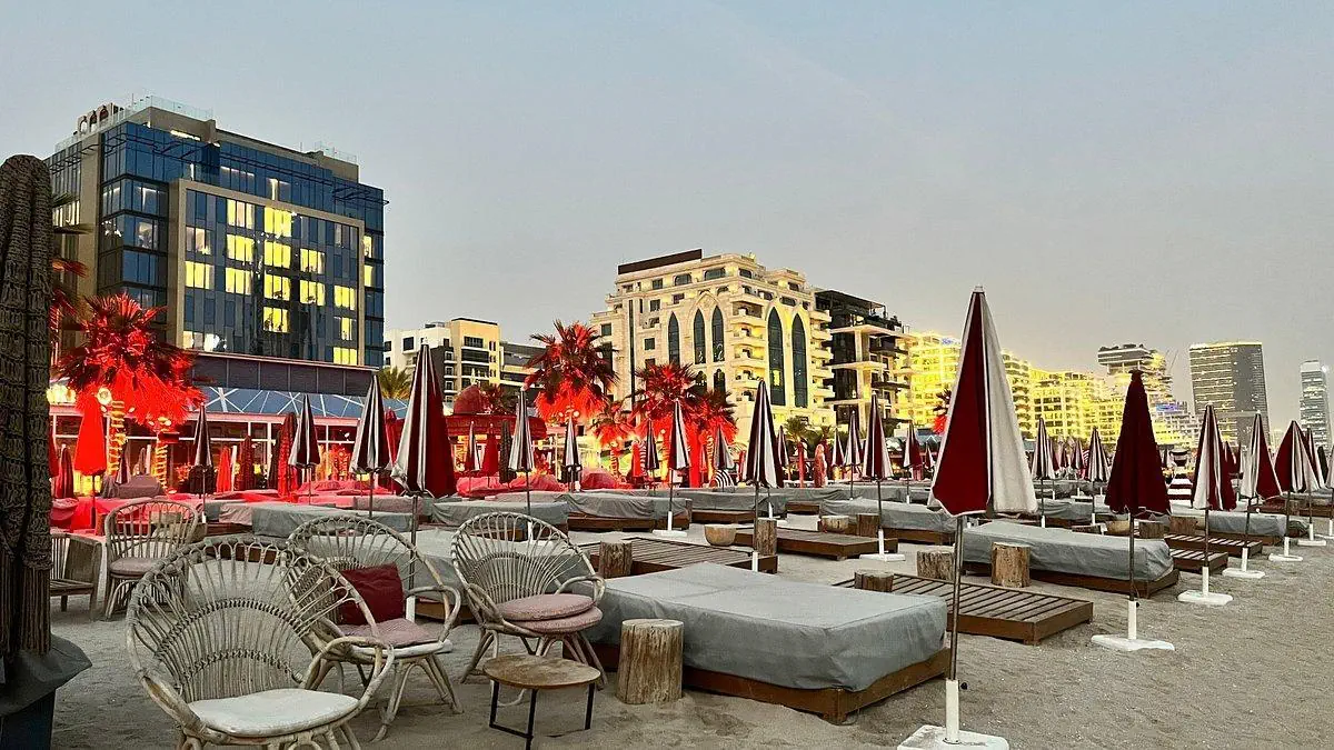 HOTEL Radisson Beach Resort Palm Jumeirah