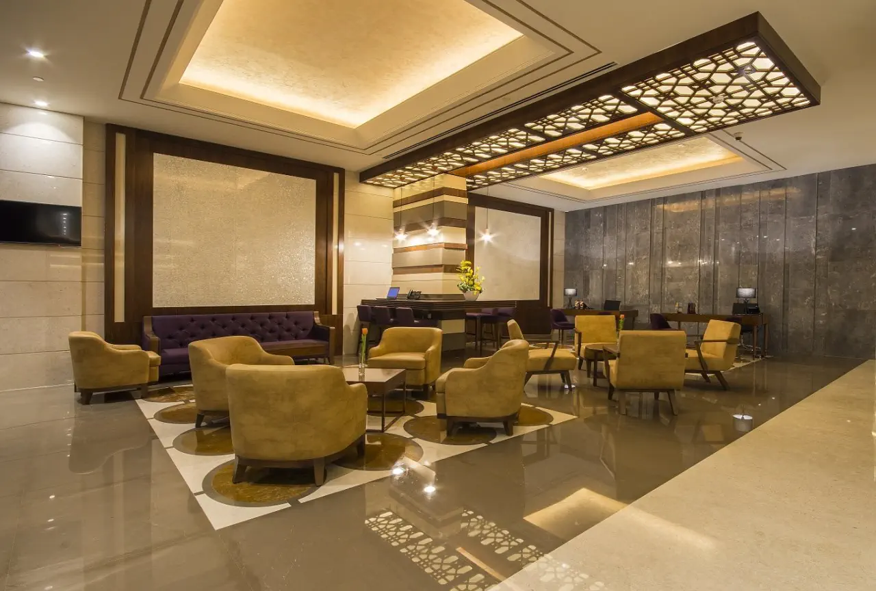 Golden Tulip Media photo 1