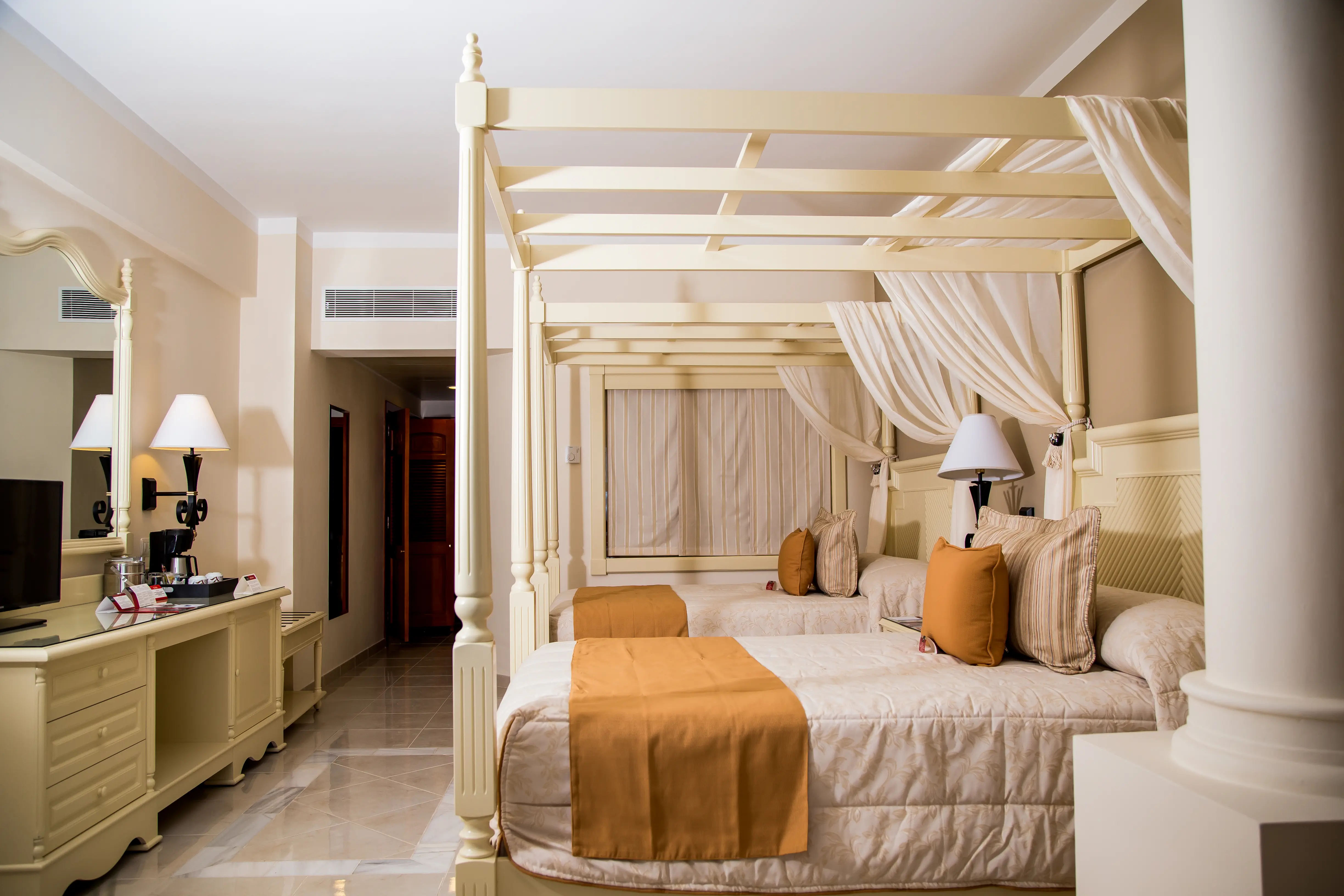 Bahia Principe Luxury Runaway Bay - zdjęcie 4