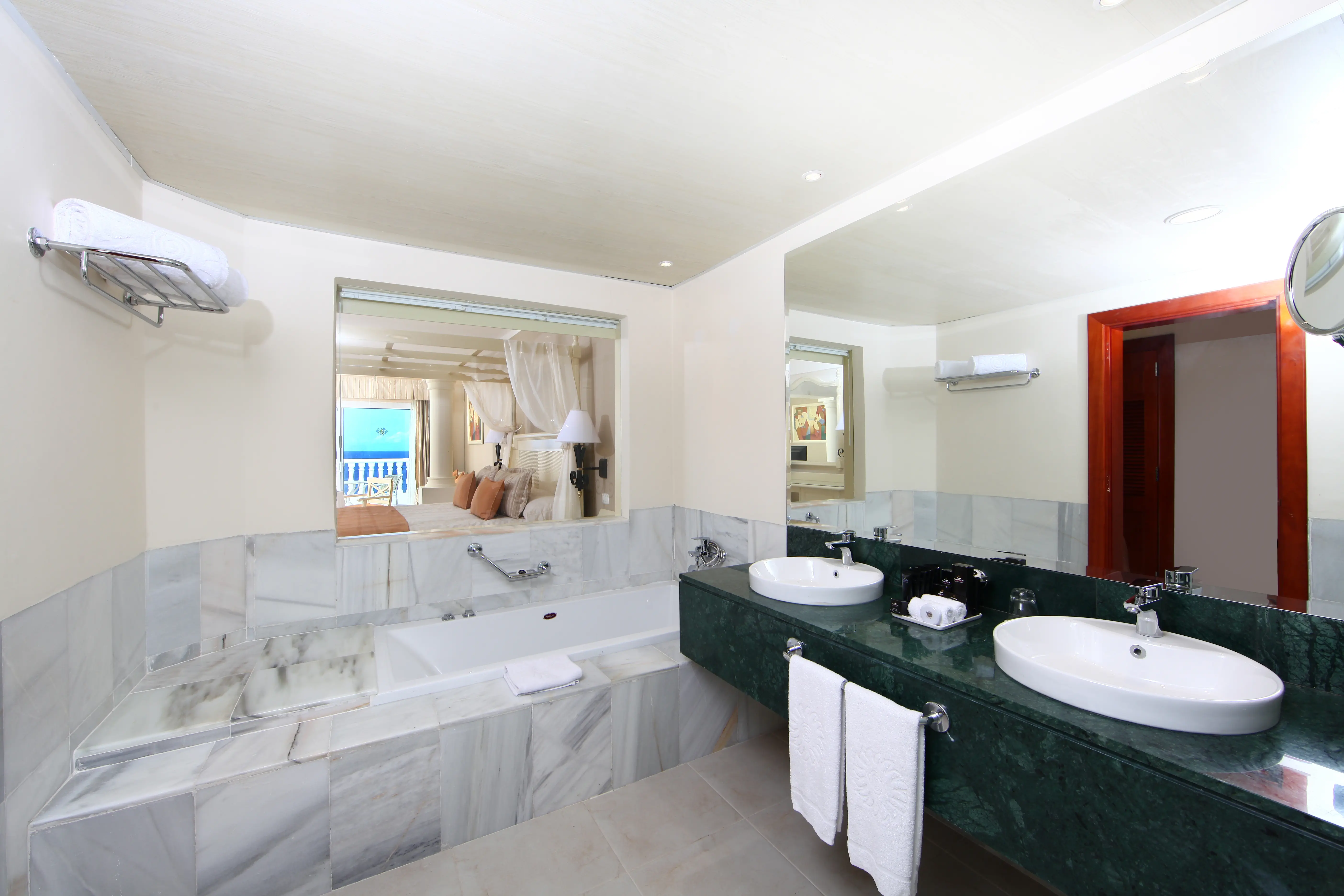 Bahia Principe Luxury Runaway Bay - zdjęcie 9