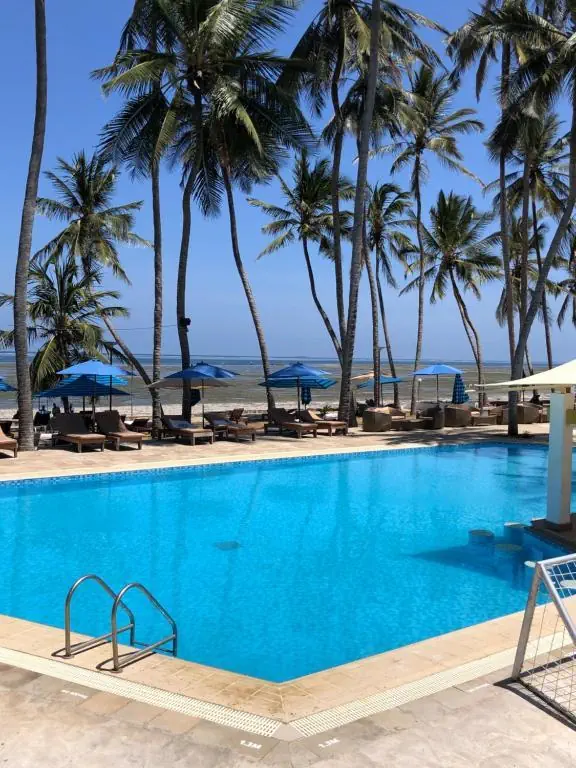 KENYA BAY BEACH HOTEL