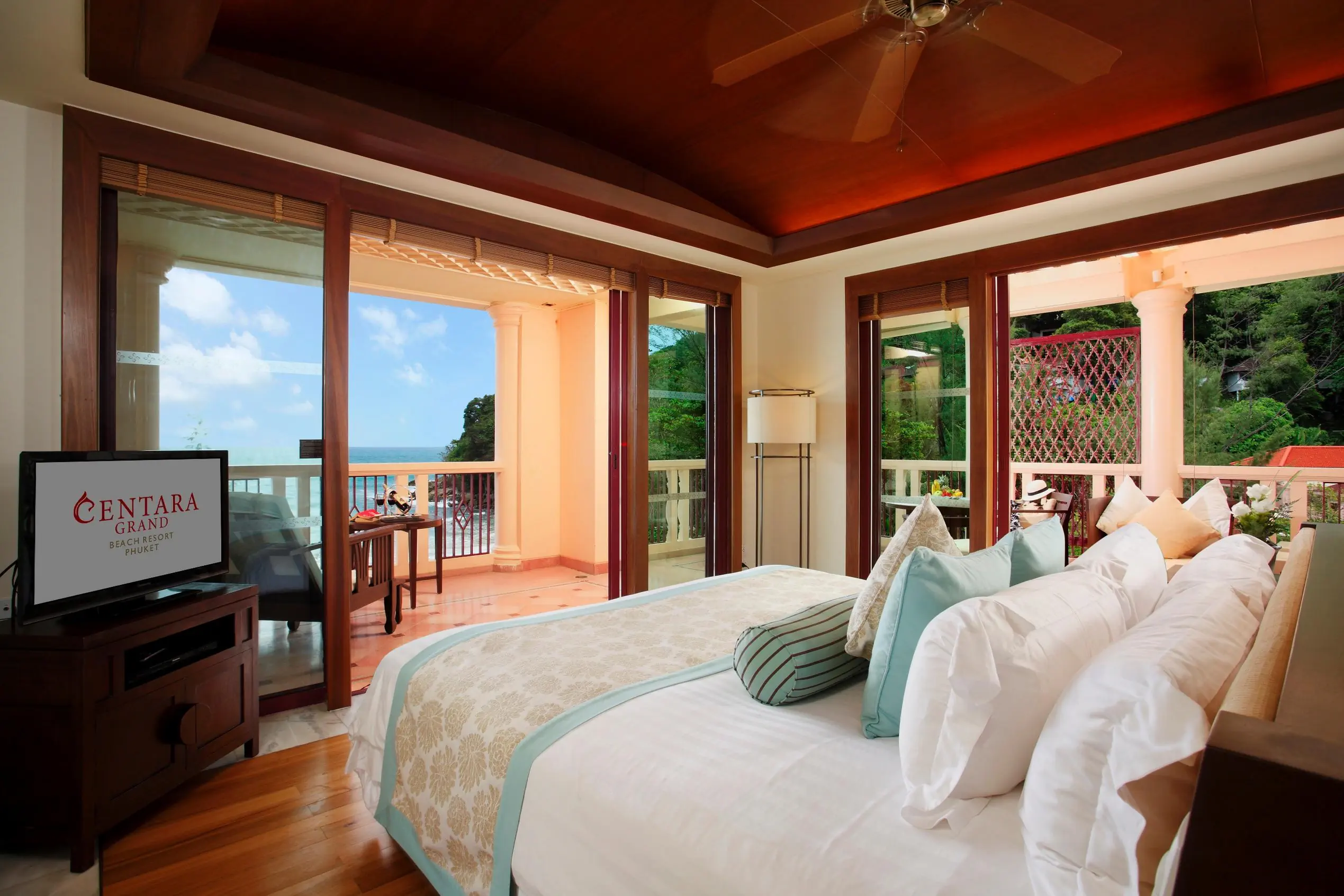 Centara Grand Beach Resort Phuket (Karon Beach) - zdjęcie 19