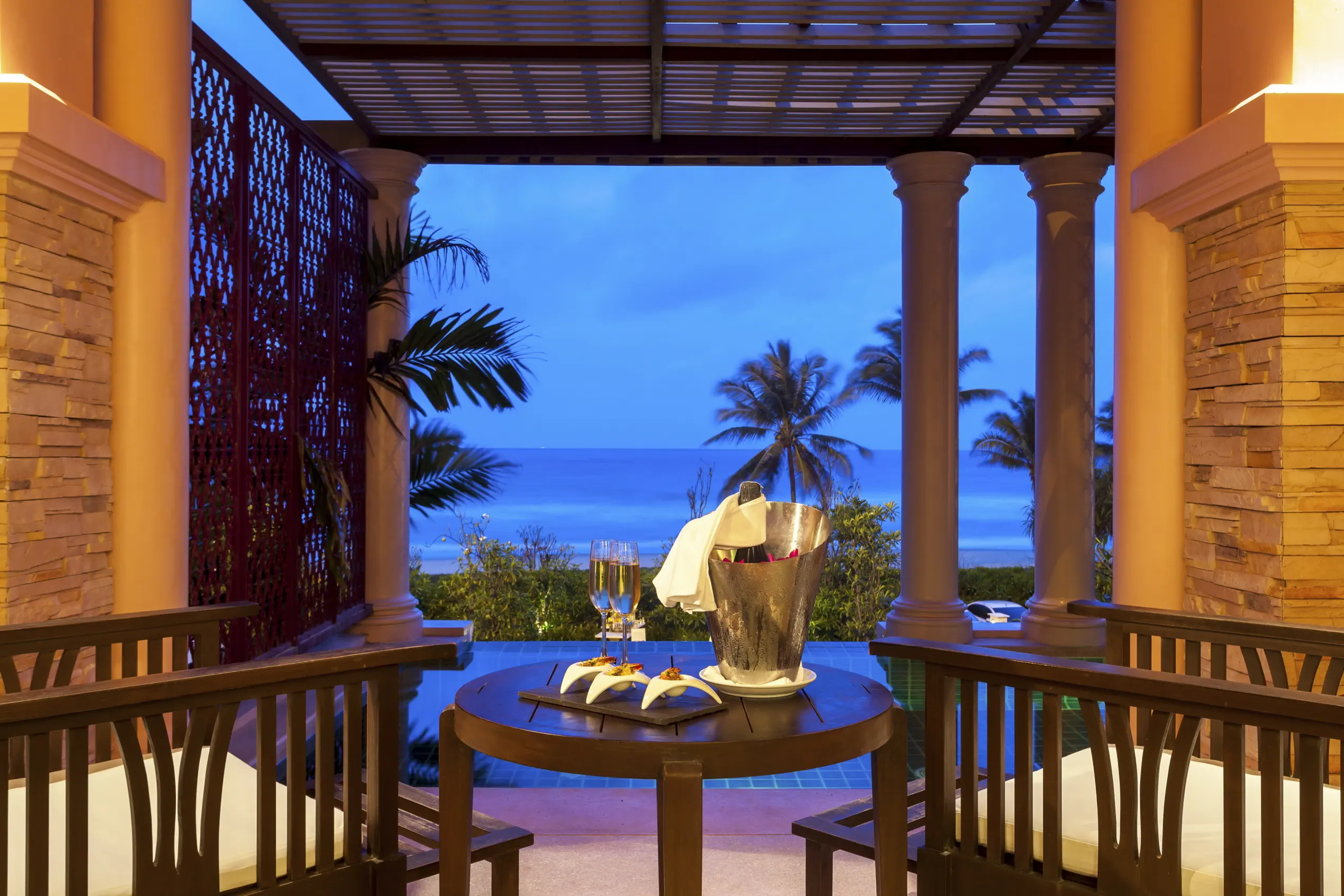 Centara Grand Beach Resort Phuket (Karon Beach) - zdjęcie 235