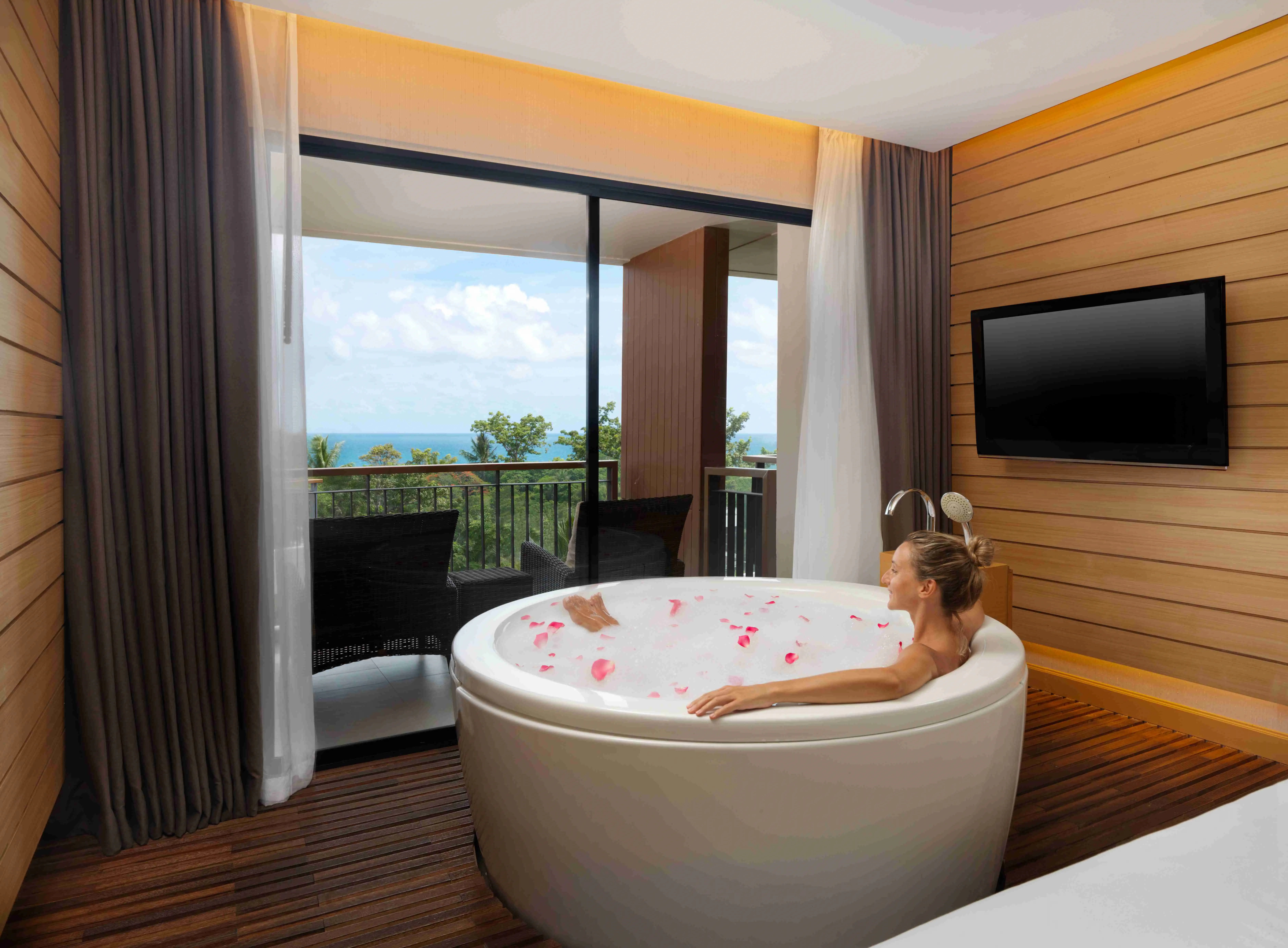 Novotel Phuket Kata Avista Resort & Spa - zdjęcie 2
