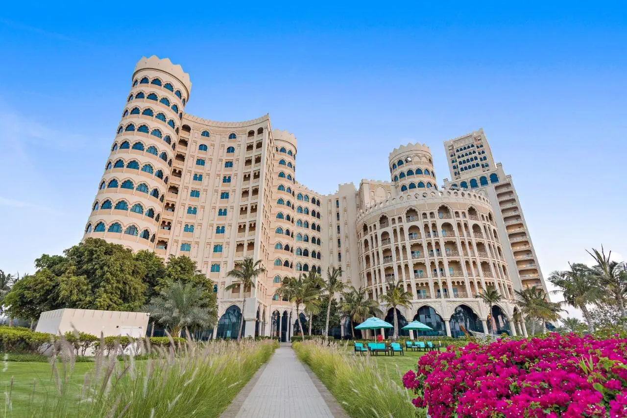 Al Hamra Residence - zdjęcie 4