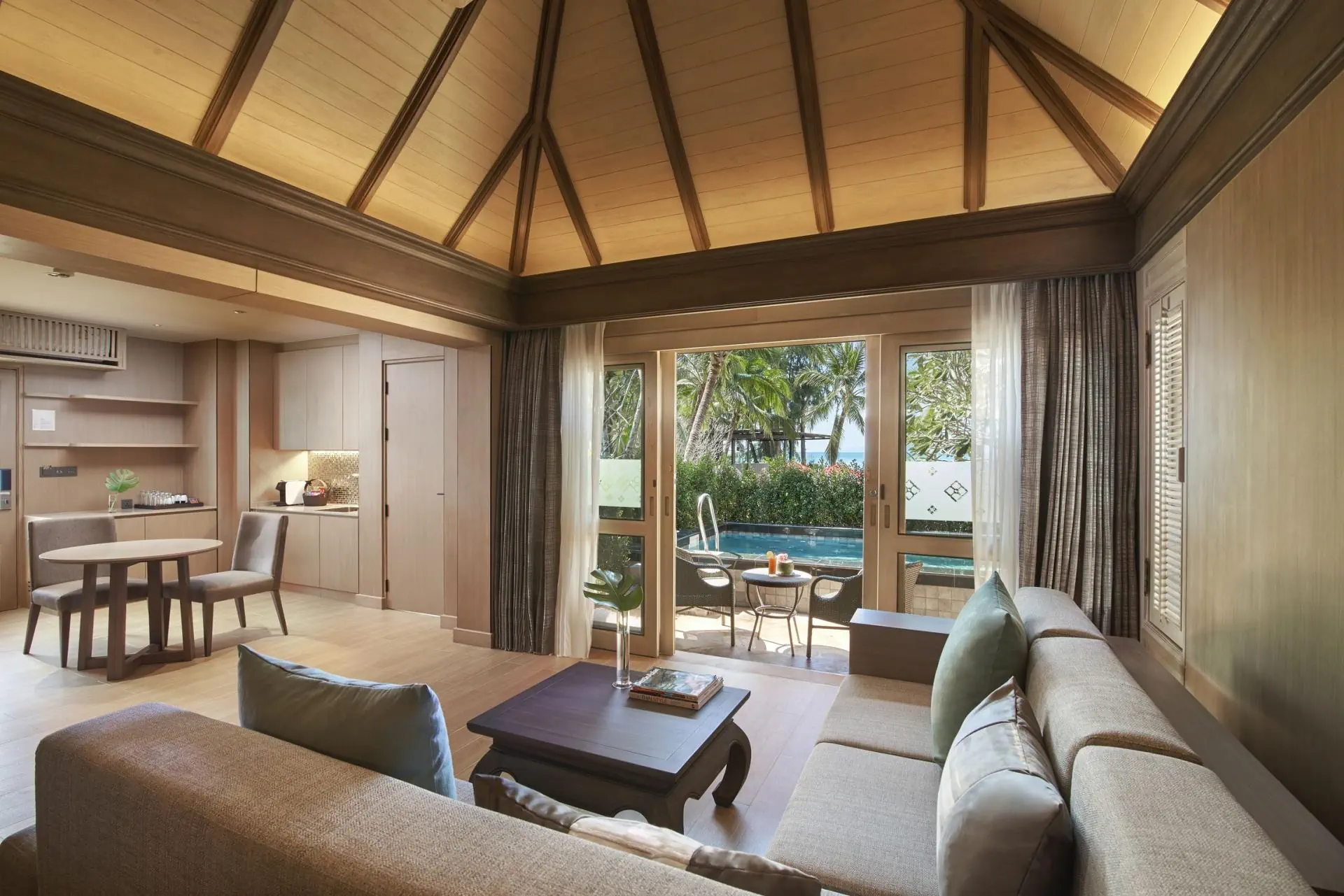 HOTEL Amari Vogue Krabi
