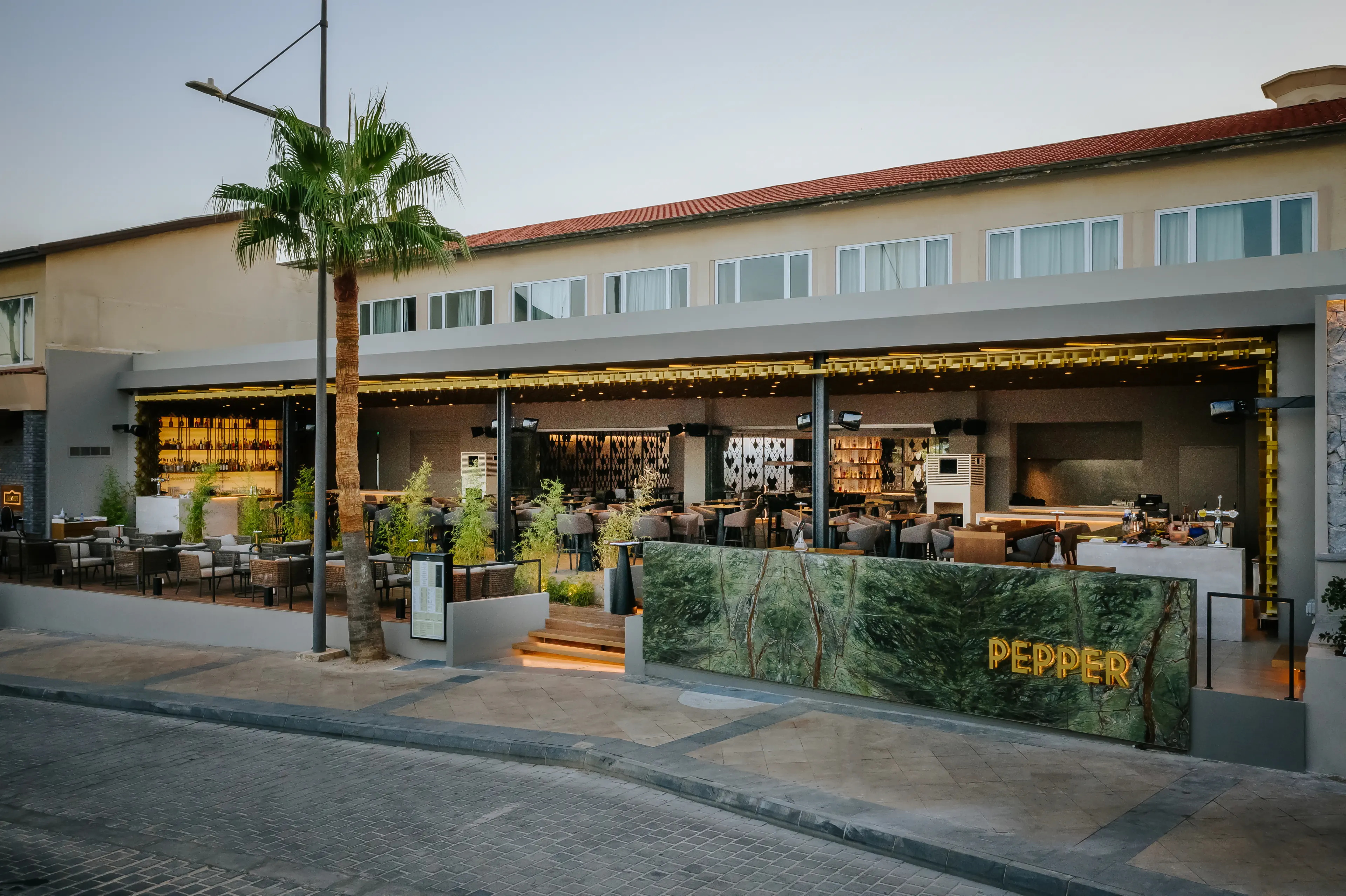 Napa Plaza - zdjęcie 38