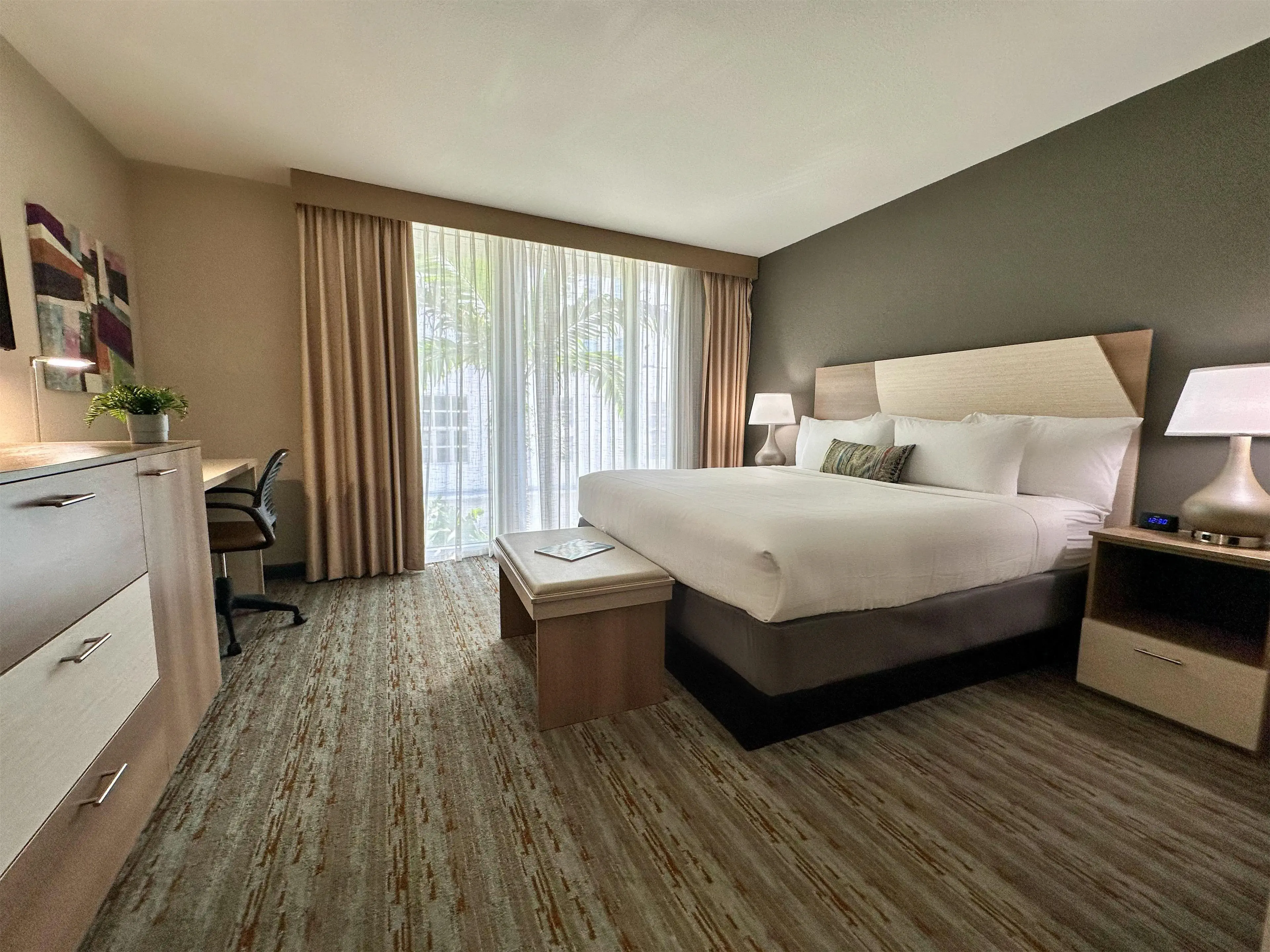 Best Western Plus Atlantic Beach - zdjęcie 76
