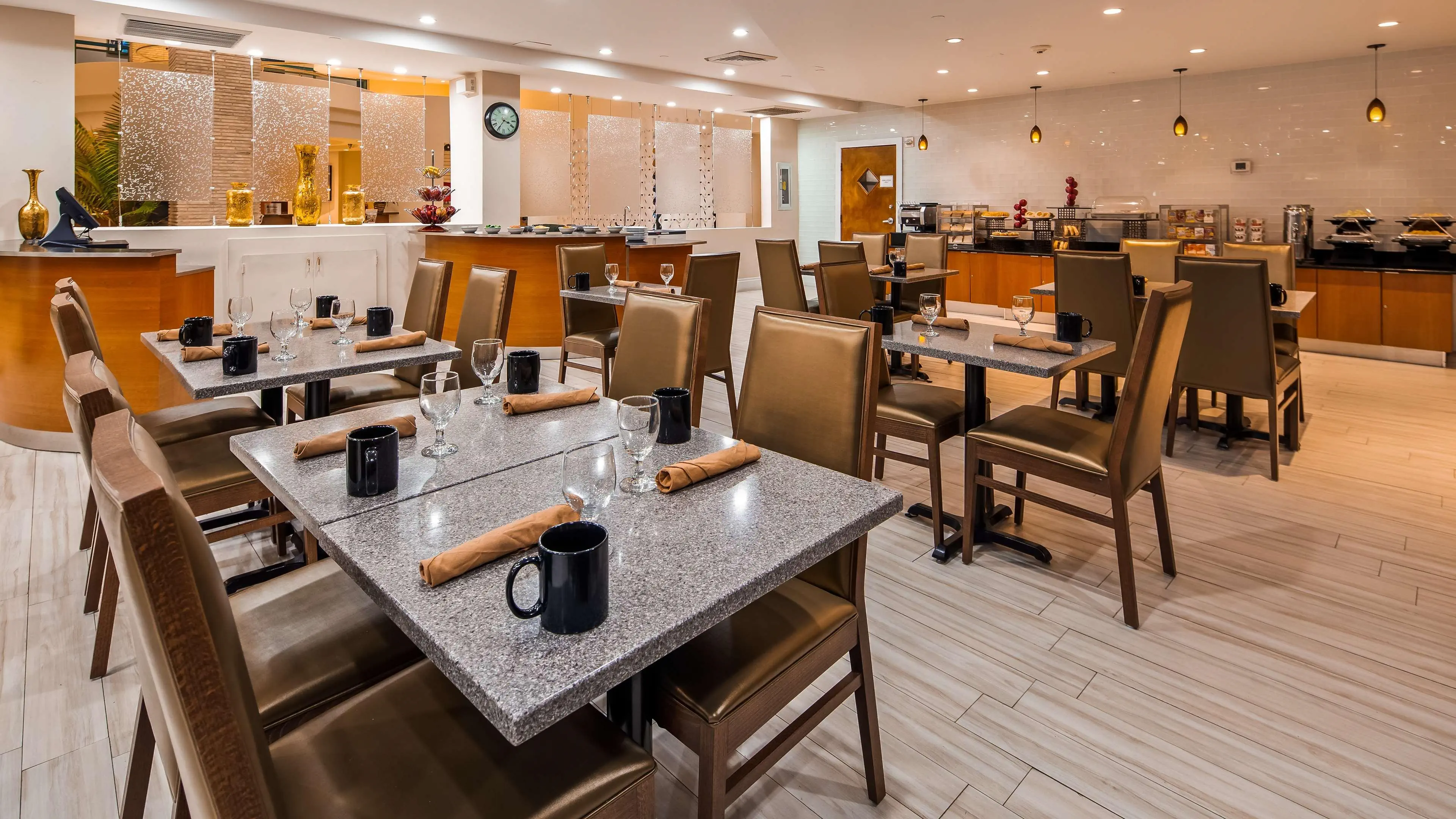 Best Western Plus Atlantic Beach - zdjęcie 48